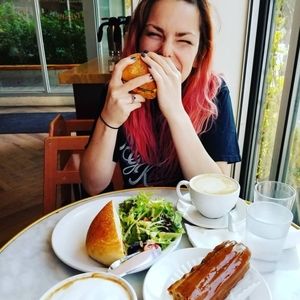 Meet your Posher, Amelia